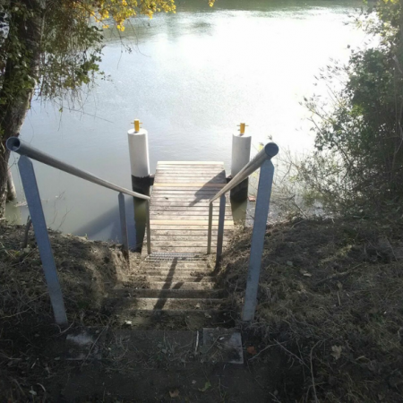 Divers travaux sur les rives du Petit Rhône